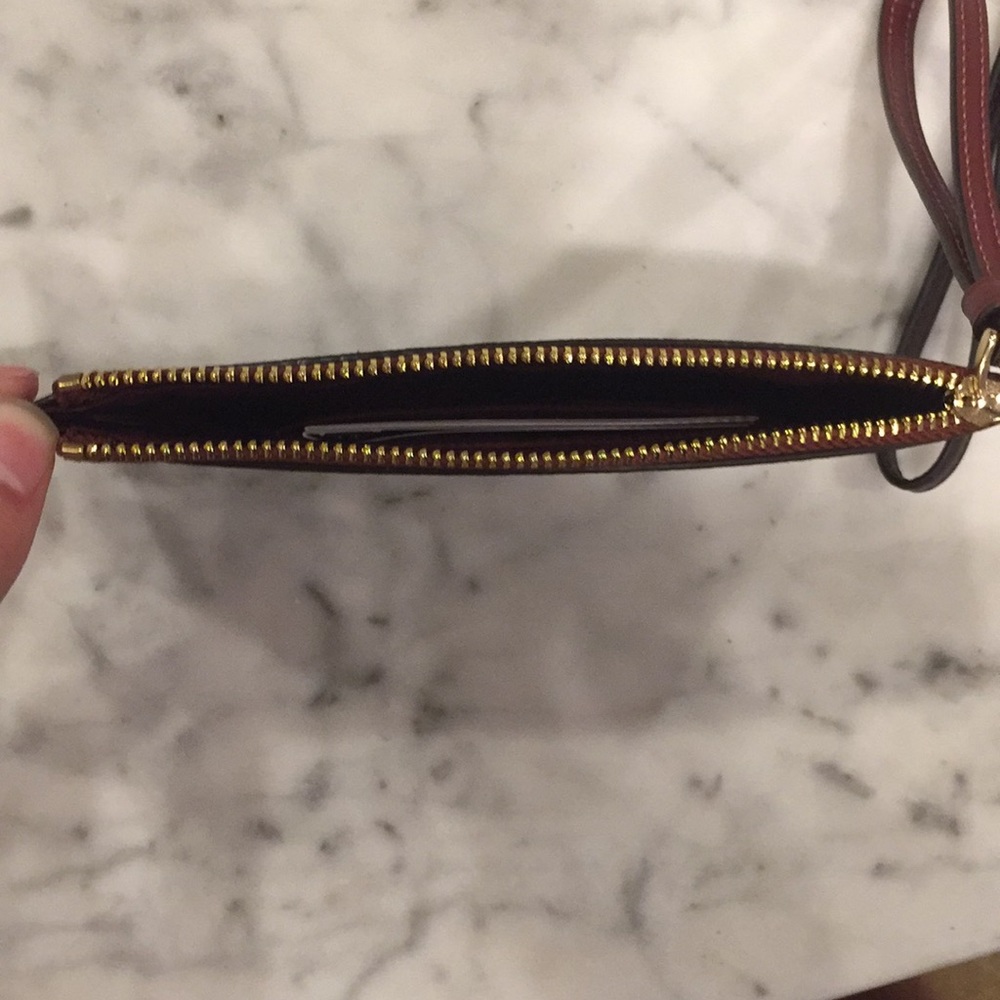 Coach Pouch - Picture 2 of 3